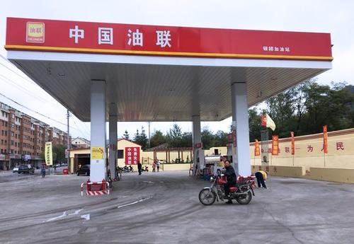 中国吊顶铝扣板品牌-卫生间吊顶材料的首选是铝扣板吊顶