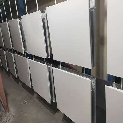 桂林铝扣板-铝扣板吊顶安装具体怎么操作呢