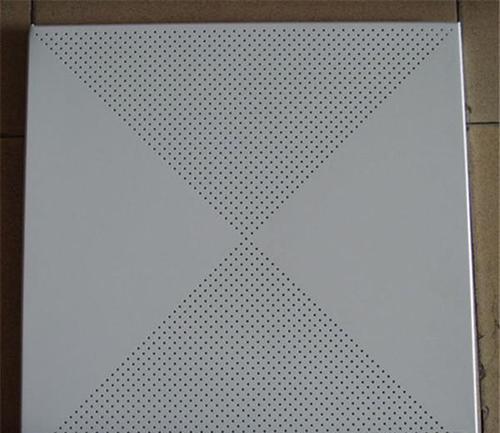 佛山铝扣板厂家批发-优质铝扣板成品批发厂家什么条件必须具备