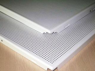 铝扣板集成吊顶品牌价格-集成铝扣板品牌价格表-家用集成吊顶铝扣板品牌价格
