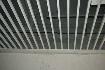 威海u型铝方通-型材铝方通和U型铝方通外形的区别