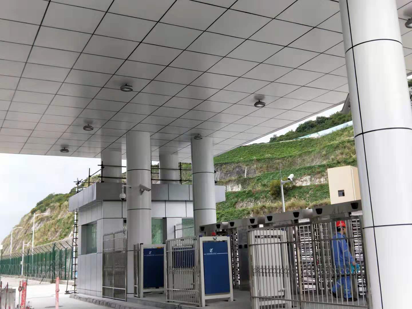 幕墙铝单板的规格厚度