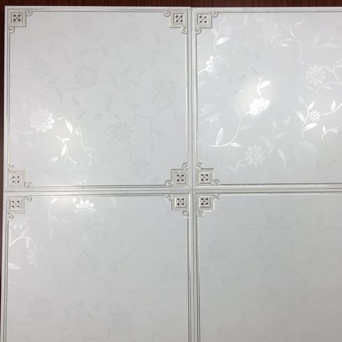 轻奢简约集成吊顶-现代简约风铝扣板吊顶家里装