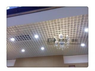 铝扣板格栅吊顶-餐厅使用铝格栅吊顶